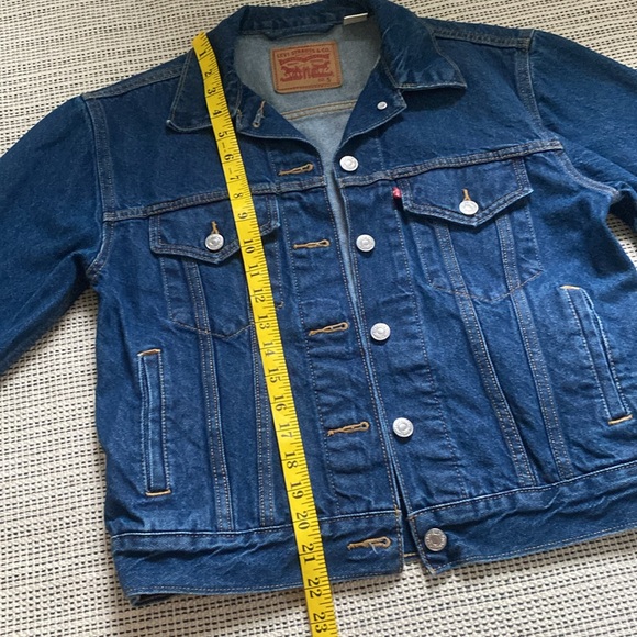 Levi’s jean jacket - Picture 4 of 6